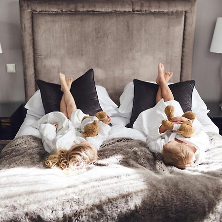 St. Petersbourg Hotel - Small Luxury Hotels Of The World Tallinn Kültér fotó