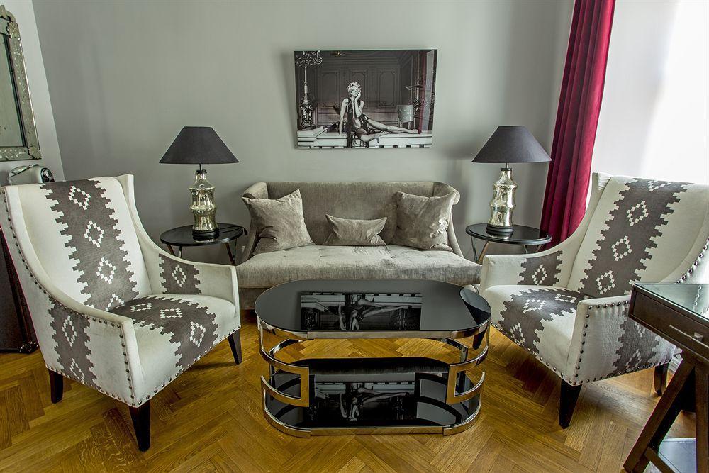 St. Petersbourg Hotel - Small Luxury Hotels Of The World Tallinn Kültér fotó