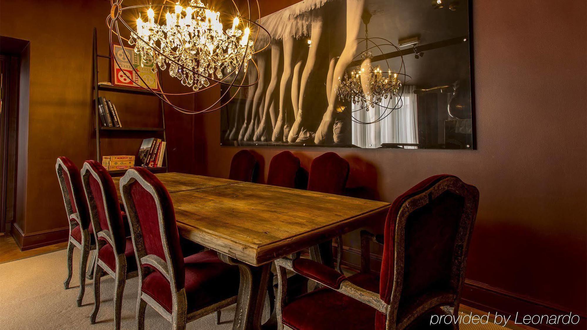 St. Petersbourg Hotel - Small Luxury Hotels Of The World Tallinn Kültér fotó