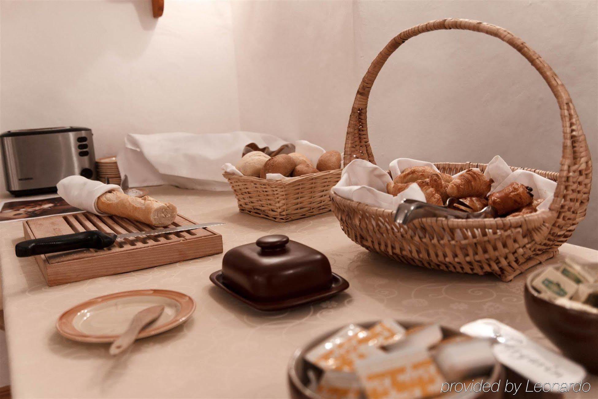 St. Petersbourg Hotel - Small Luxury Hotels Of The World Tallinn Kültér fotó